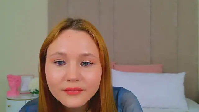 AmeliRoyse élő XXX-chatje