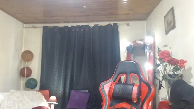 Chatroom XXX en direct de AlexaBigBoobss