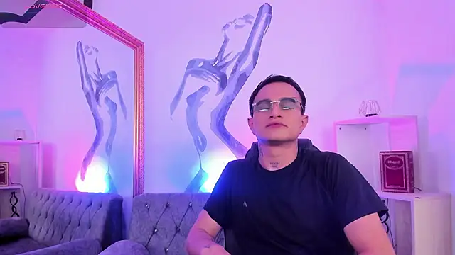 LiamDeep's Live XXX Chat