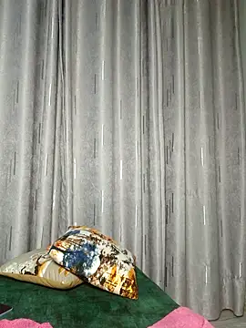 Chat XXX en directo de Yoyo-__