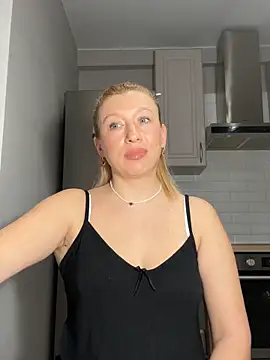 Kittie_Valentinen Live XXX chat