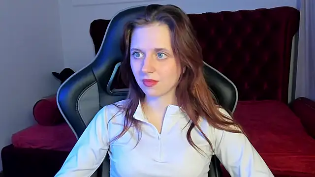 XXX chat uživo modela FreyaVey