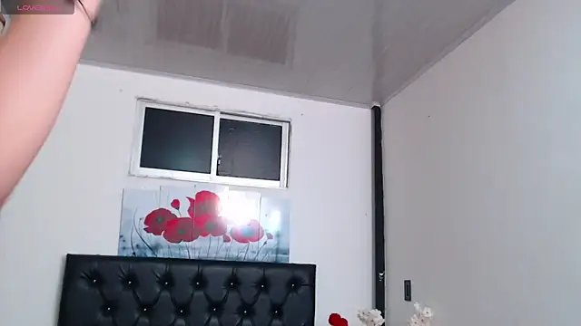 pinky_f00x 라이브 XXX 채팅