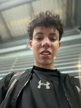 yoursexyjose Live XXX-Chat