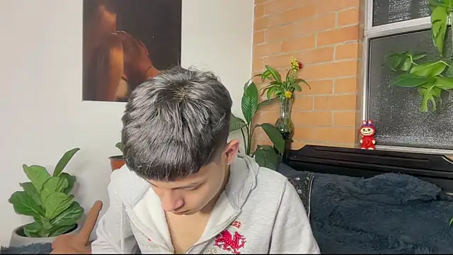 Andy_Belier23のライブXXXチャット