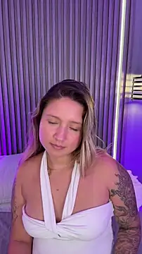 دردشة MiaPetit_ الجنسية المباشرة