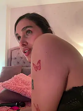 Chat XXX en directo de Bella__Wood