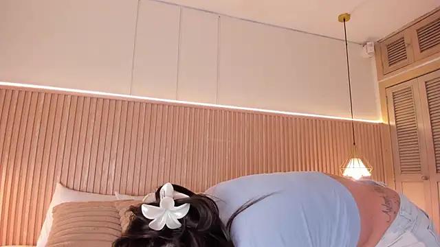 NahimiThompson 现场XXX聊天