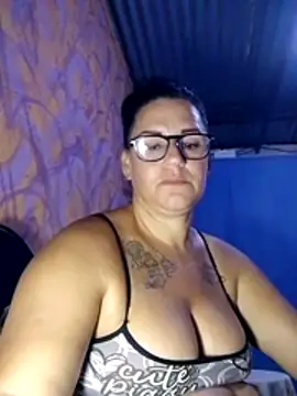 tugordita-hot's Live XXX Chat