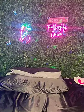 RenaThickAss webkamerás műsora