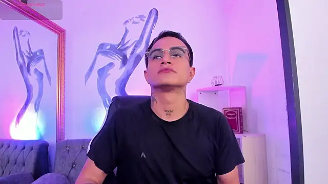 Chat XXX en directo de LiamDeep