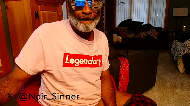 sinnernoir Show in webcam