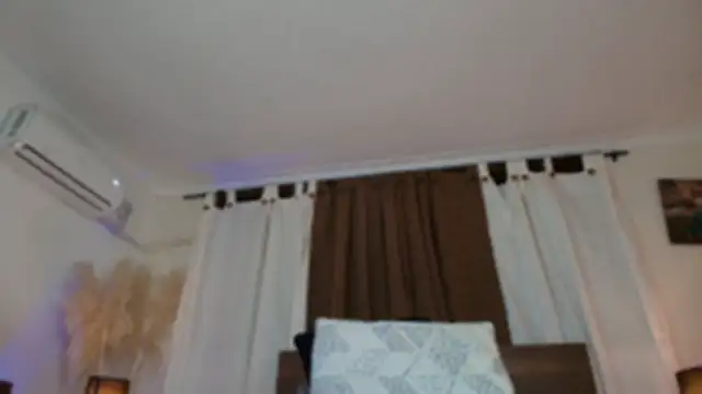 Вебкам-шоу Isaa_Coleman_