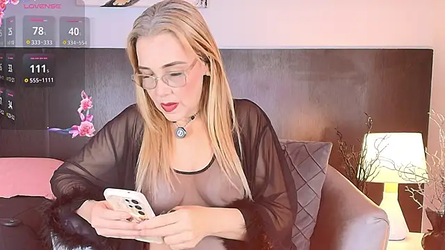 Chat XXX ao vivo de Kelly_Mature_