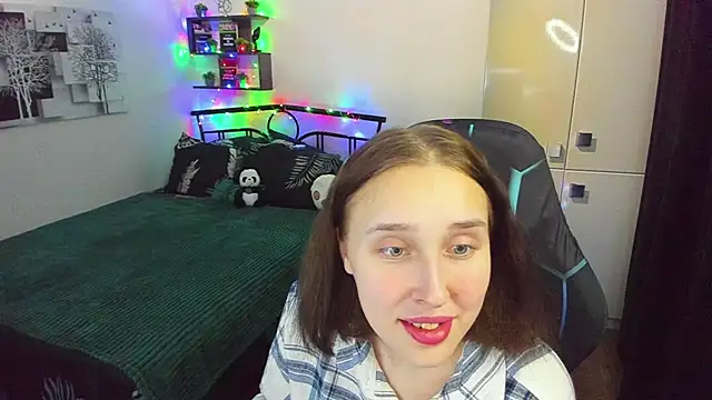 CrazyBitchInLace: онлайн-секс-чат