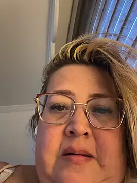 CurvyRosse_: απευθείας συνομιλία ΧΧΧ