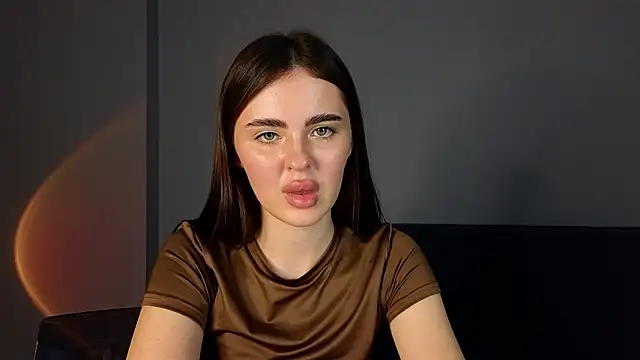 SheilaHigh Adlı Modelin Canlı XXX Sohbeti