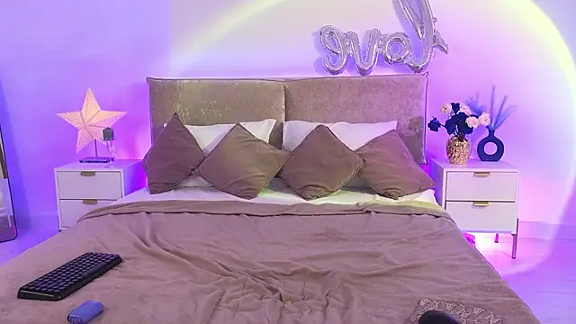 Jules_night webkamerás műsora