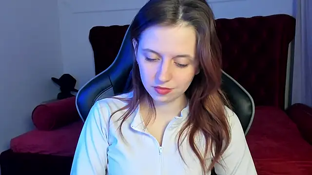 FreyaVey: онлайн-секс-чат