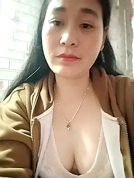 NgocLinh_69's Live XXX Chat