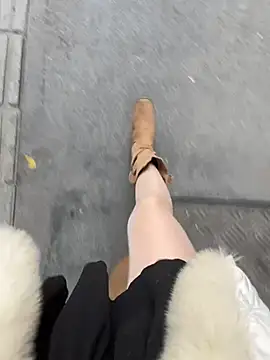 Онлайн чат XXX littleqiu