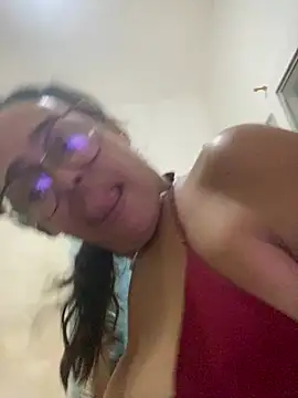 AMYBRASIL Adlı Modelin Canlı XXX Sohbeti