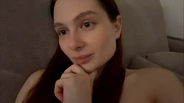 NyxaraBloom 现场XXX聊天