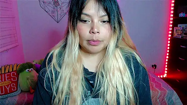 EllieMoonX Live XXX-Chat