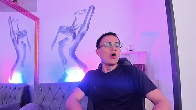 XXX chat uživo modela LiamDeep