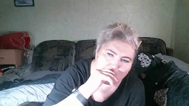 Chat +18 de Lana555 ao vivo