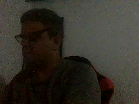 Katracho6969 Adlı Modelin Canlı XXX Sohbeti