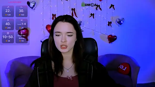 liana_kisses élő XXX-chatje