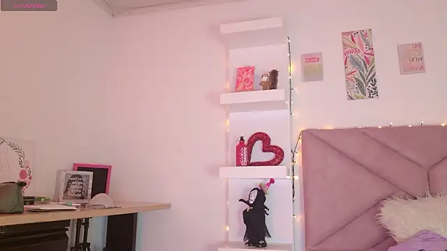 eva_sin18: απευθείας συνομιλία ΧΧΧ