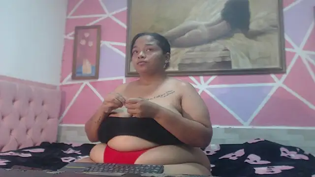 Doll_rihana's Webcam Show