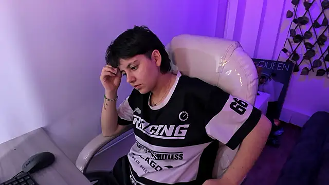 Nathaly_ds' Live XXX Chat