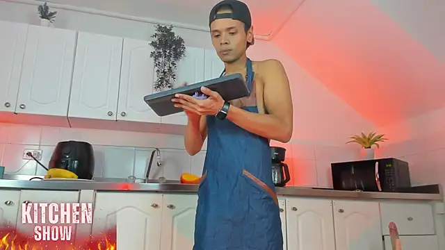 Chat +18 de Alejandroo_Montenegro ao vivo