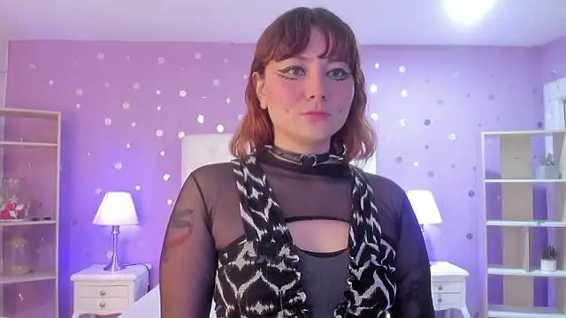 Chatroom XXX en direct de Goldentemptation_