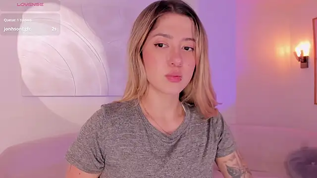 EveBensonXn Live XXX chat