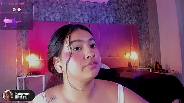 lilithst_ Show in webcam