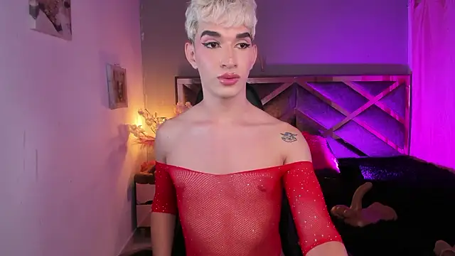 Cherry_zayden_n Webbikameraesitys