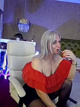 XXX chat uživo modela LadyTouch