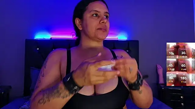 MariaGaitan 即時 XXX 聊天