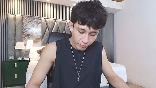 Chat +18 de Michael_blue ao vivo