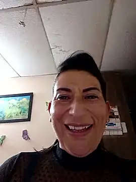 Lucia_Rios 即時 XXX 聊天