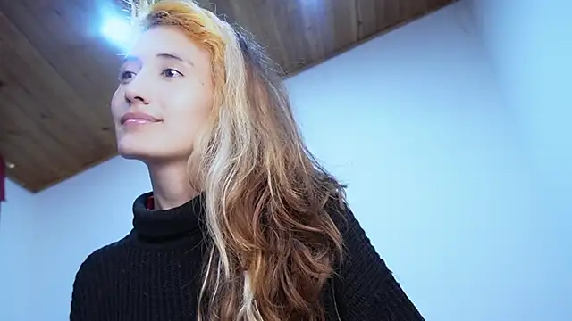 XXX chat uživo modela lola_vlad