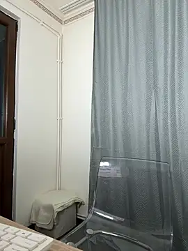 XXX chat uživo modela MiaKiittyy