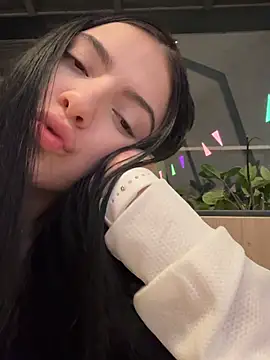 Chat +18 de demyrose_ ao vivo