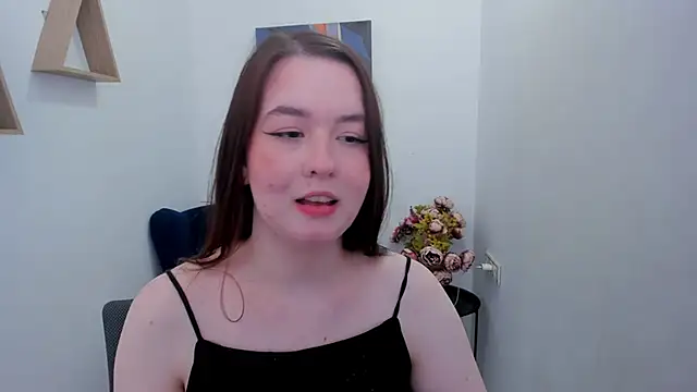 Chat +18 de WishToBloom ao vivo