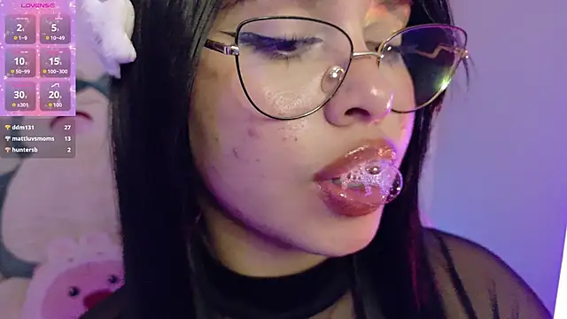 Czat XXX na żywo – Haelycute