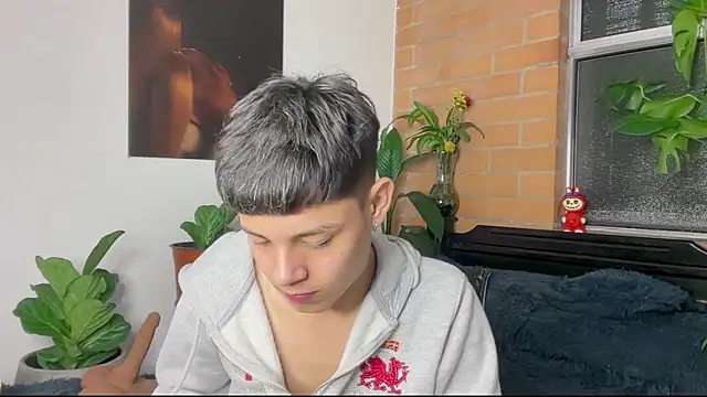 Andy_Belier23 在線直播表演